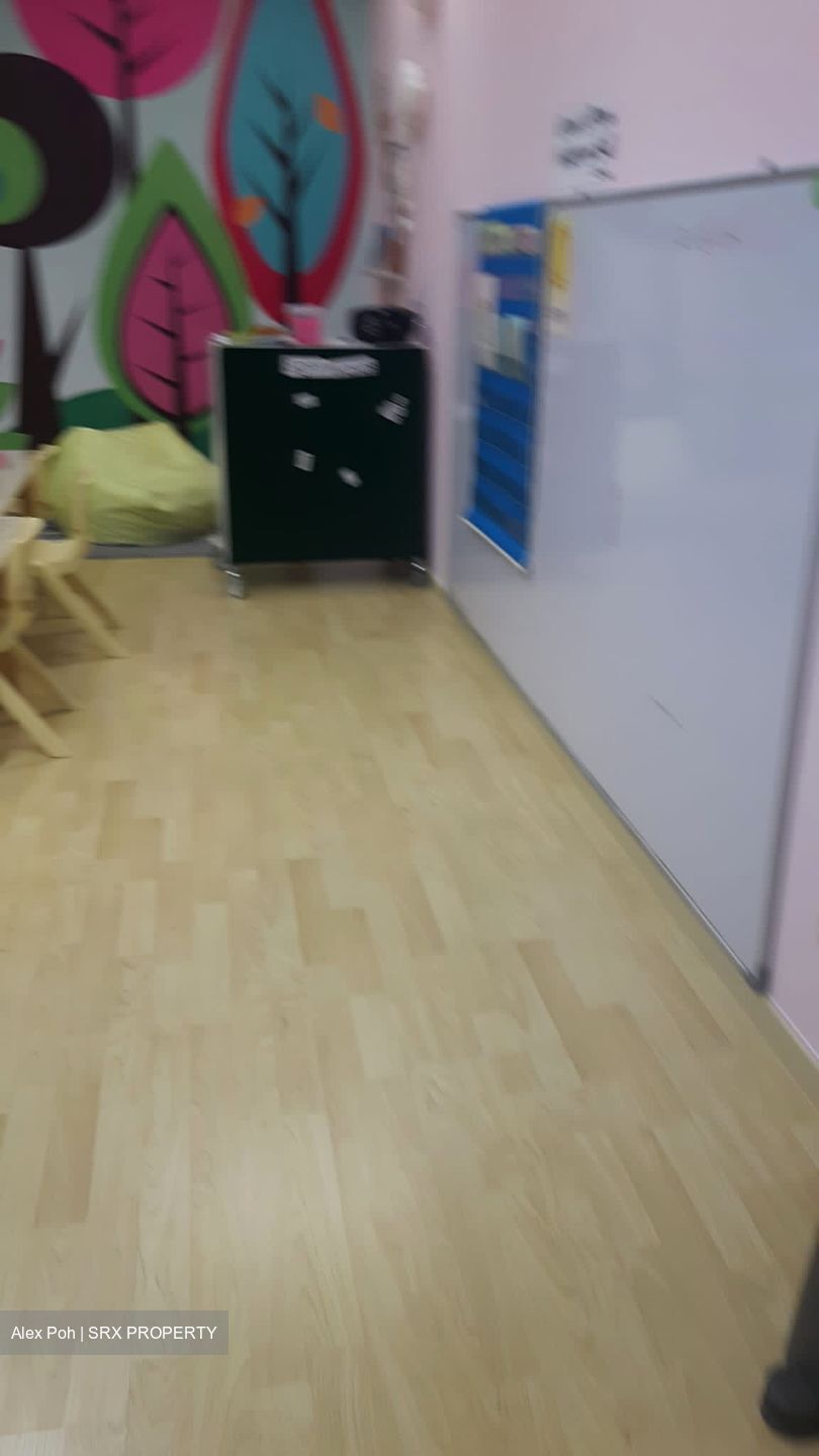 Primz Bizhub (D25), Office #445635901